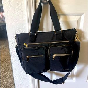 Laptop shoulder handbag